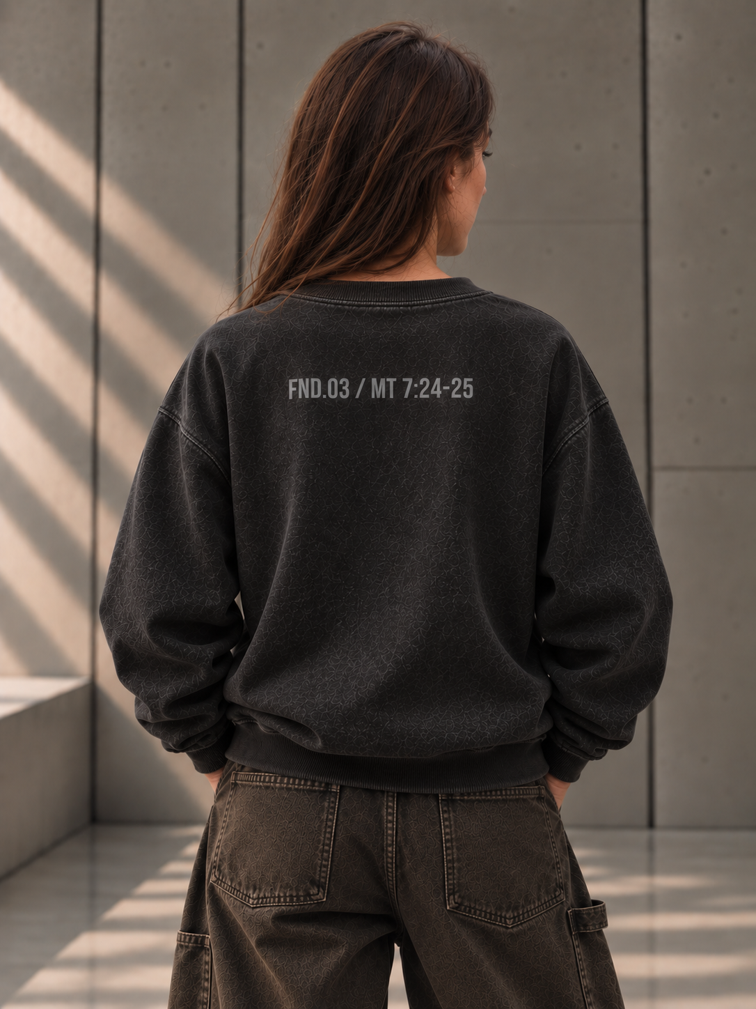 Sweatshirt Boxy FONDATIONS — Noir vintage