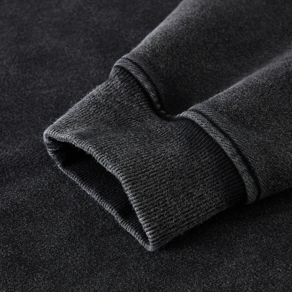 Sweatshirt Boxy FONDATIONS — Noir vintage